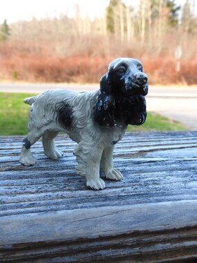 Vintage Cast Iron Dog Figurine - Spaniel/Setter - black & white